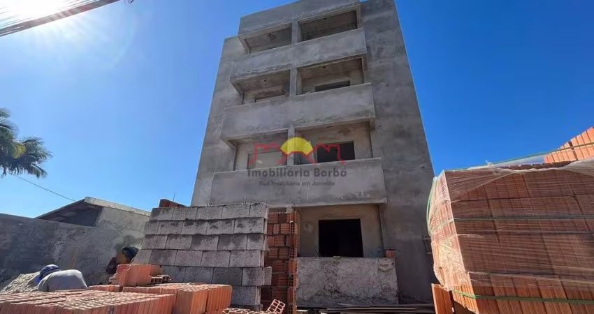 Apartamento com 02 Quartos e Sacada