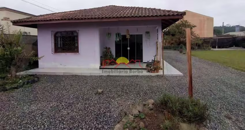 Casa com 3 quartos à venda no Paranaguamirim, Joinville 