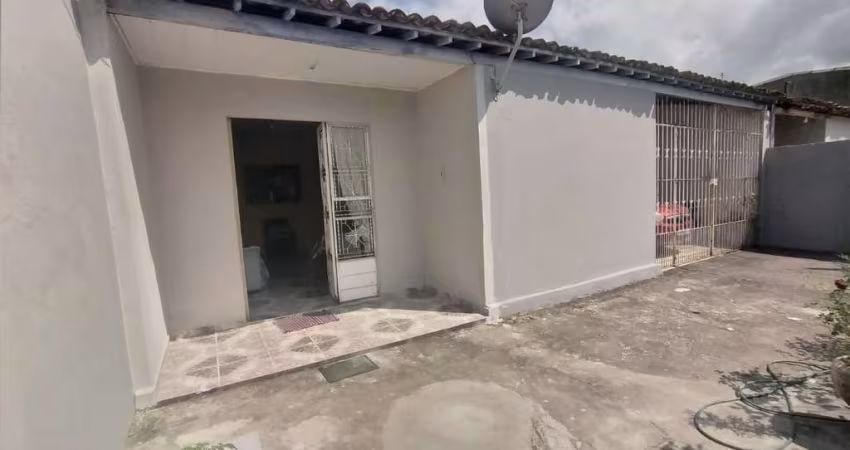 Casa com 3 dormitórios sendo 1 suíte no Tabuleiro dos Martins (Salvador Lyra)