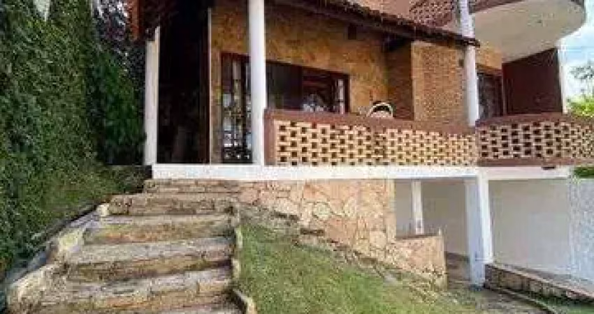 Casa Duplex em Jacarecica com 4 dormitórios sendo 1 suíte - 250m²