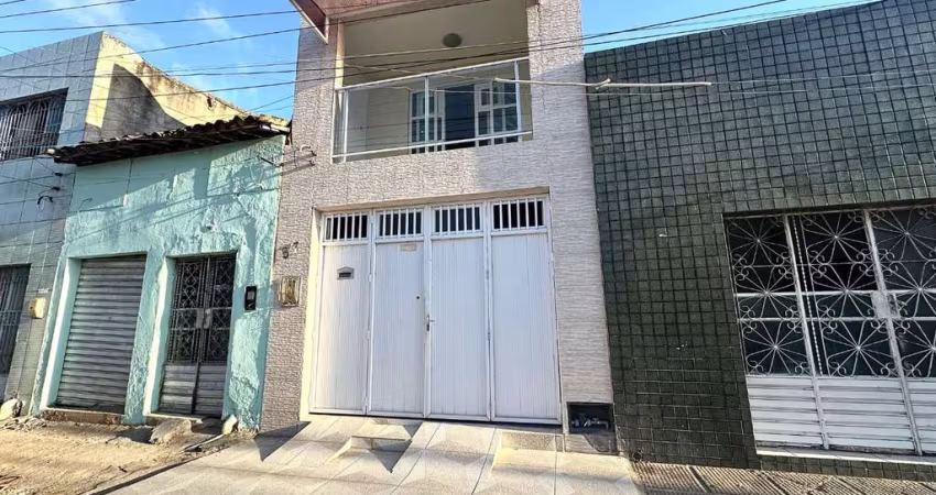 Casa duplex no Bairro do Prado disponível para Locação - 130m²