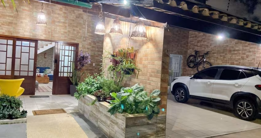 Casa com 3 quartos sendo 2 suítes,  localizada no Feito