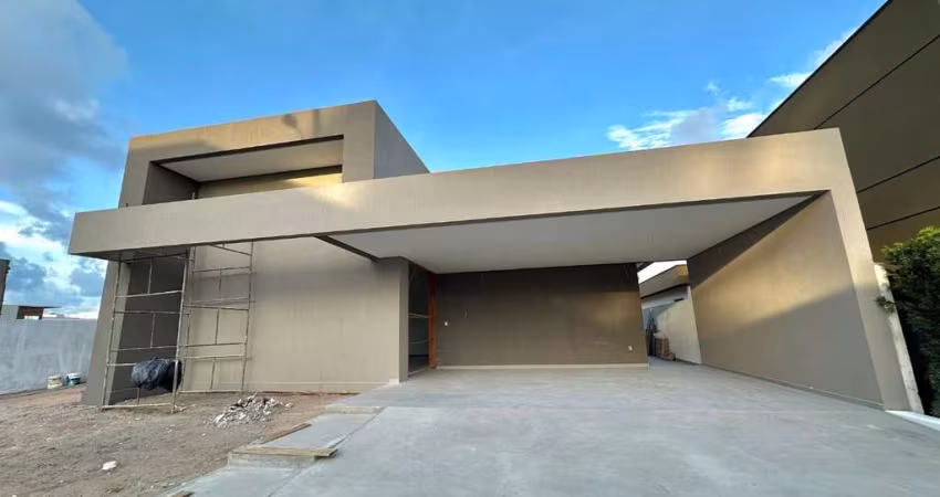 Casa em Condomínio fechado com 3 dormitórios sendo 1 suíte + DCE em Marechal Deodoro - 450m²