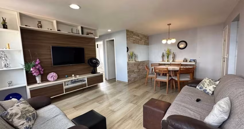 Apartamento com 2 quartos sendo 1 suíte Mobiliado no Bairro do Farol - 93m²