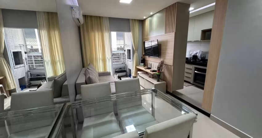 Apartamento com 2 quartos sendo 1 suíte no bairro de Cruz das Almas - 55m²