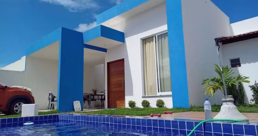 Casa em condomínio fechado com 3 dormitórios sendo 1 suíte - 92m²