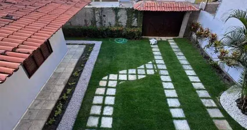 Casa com 5 dormitórios sendo 2 suítes no bairro da ponta verde - 384m²