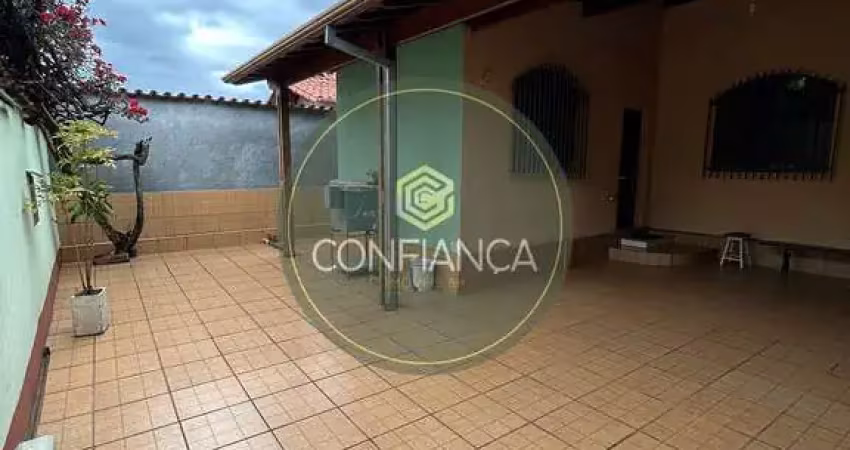 Casa com 4 quartos à venda no Pompéia, Belo Horizonte 