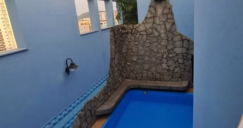 Apartamento Duplex com Solarium, piscina e churrasqueira privativa, Ponta Praia.