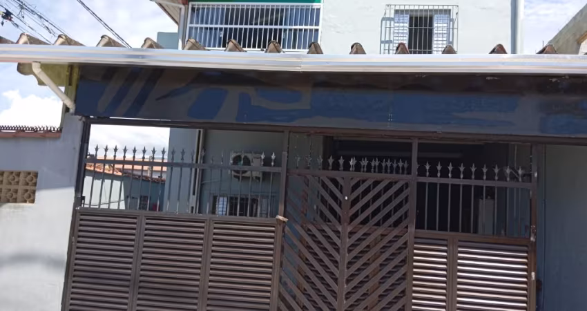 Sobrado no Bairro Mracanã e Praia  Grande-SP