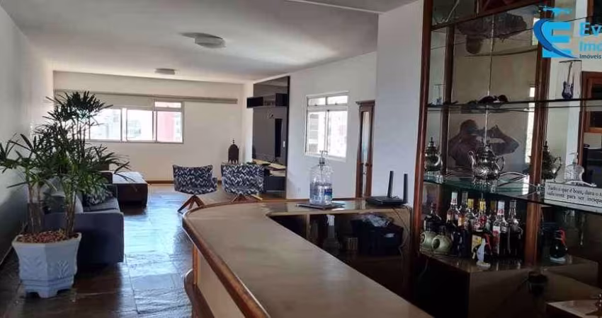 Excelente Apto alto padrão, 4 quartos no Bairro Fundinho;