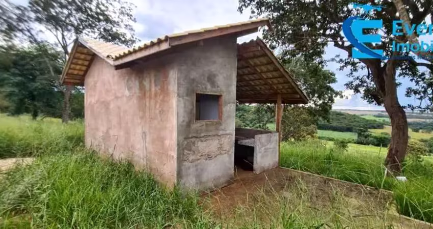 Uma paisagem simplesmente deslumbrante! chácara  com 20.000m² sentido a cruzeiro dos peixotos sendo 12 km de asfalto  e 5 km de terra!
