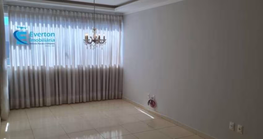 Cobertura duplex com elevador, com 3 quartos (2 suítes), amplo espaço gourmet