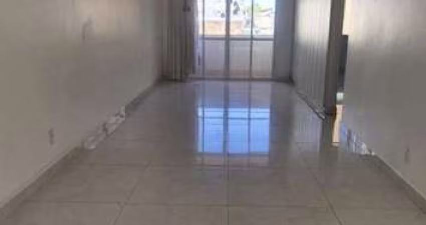Apartamento de 121 m², sala em 3 ambientes, 3 Quartos (1 suíte), 2 vagas, na região central de Uberlândia.