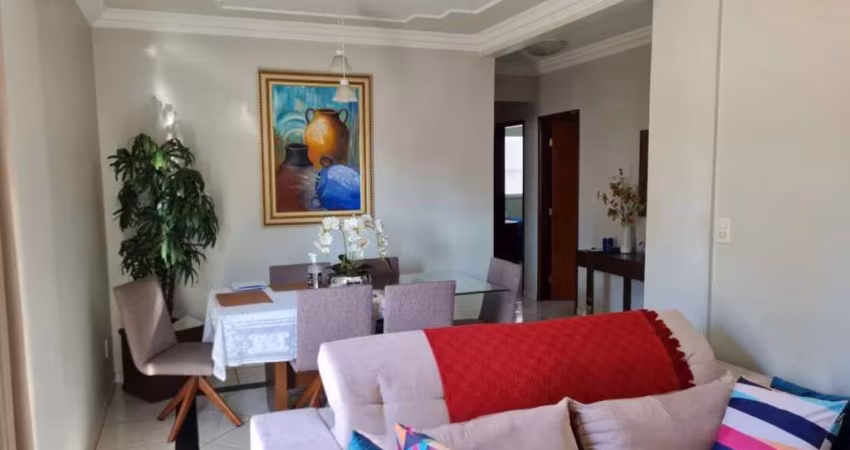 Apto 3/4 (1suíte), sala em 2 ambientes, área de serviço separada da cozinha, 2 vagas de garagem.