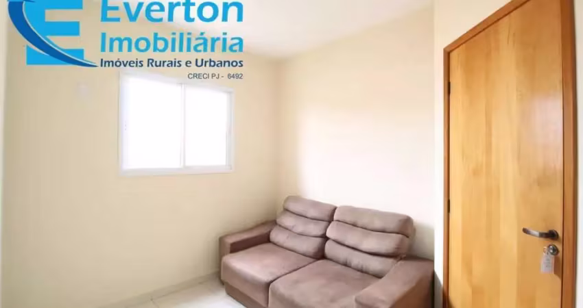 Apartamento novo em excelente localização, com 2/4, cozinha americana, área de serviço com sacada, banheiro social, 1º andar.