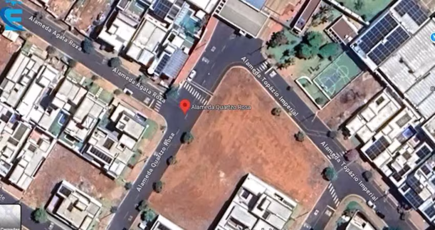 Terreno de esquina no condomínio raros alto umuarama