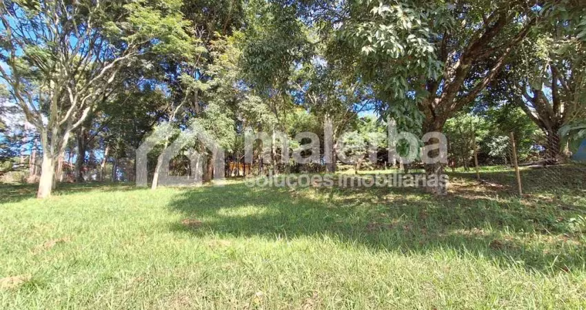 Terreno à venda no Parque das Videiras, Jarinu 