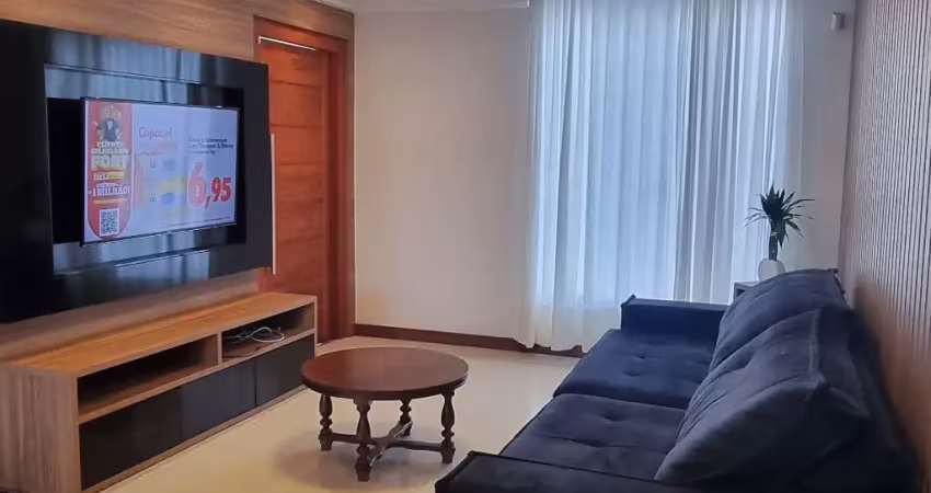 Excelente sobrado com 4 suítes localizado apenas 550 metros da ecatarina da otto boehm