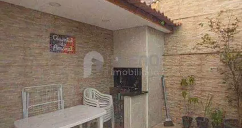 Sobrado à venda com 140 metros, próximo a avenida conceição.