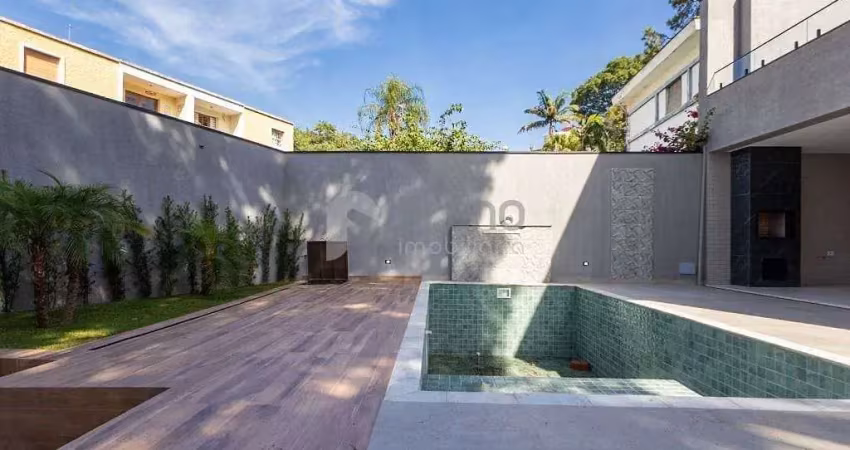 Casa térrea à venda no jardim floresta  com 400m², 4 suítes, uma com terraço com  piscina