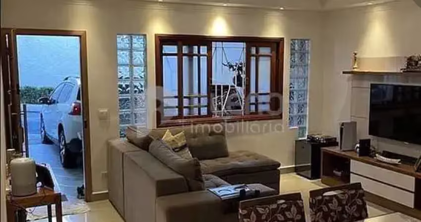 Casa em condomínio fechado com 3 quartos para alugar na Rua Comprida, 523, Vila Mazzei, São Paulo