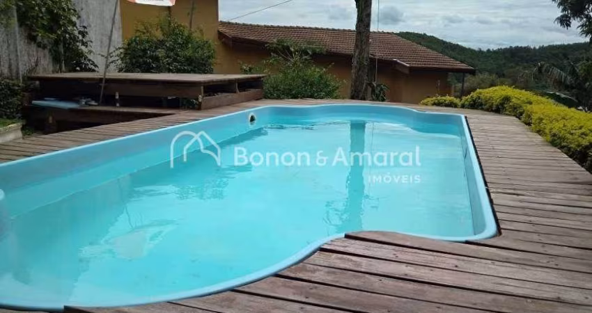 Casa de Condomínio com 3 Quartos e 4 banheiros à Venda, 270 m² por R$ 1.100.000