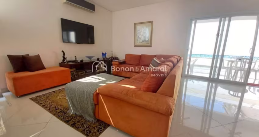 Casa em condomínio com 322 m² e 4 quartos0