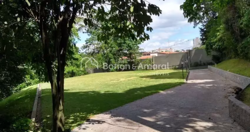 Casa de condomínio em área de preservação, condomínio único na cidade.