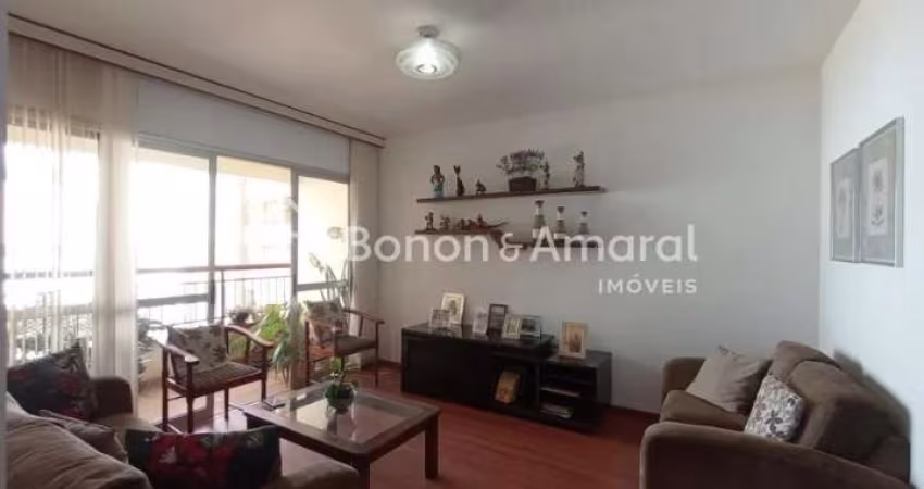Apartamento com 3 Quartos e 3 banheiros à Venda, 90 m²