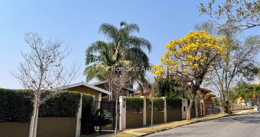 Casa à venda no Condomínio Colinas do Ermitage em Sousas, Campinas/SP