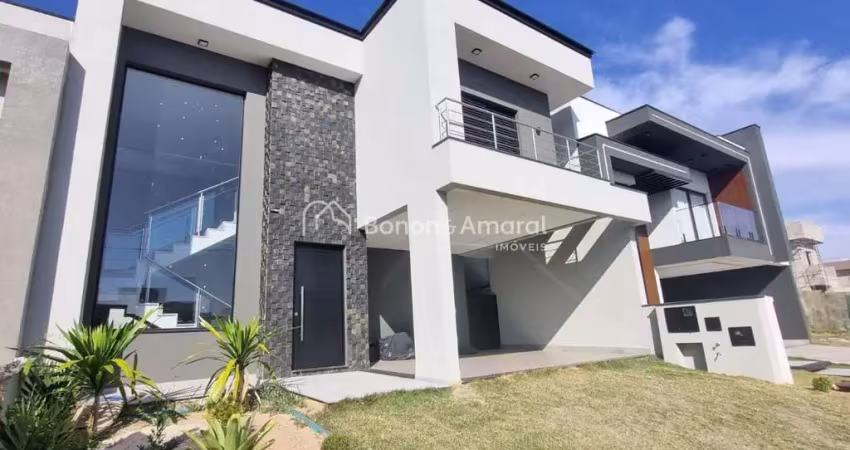 Casa em condomínio à venda, com 4 suítes (1 térrea), 198 m² de área construída