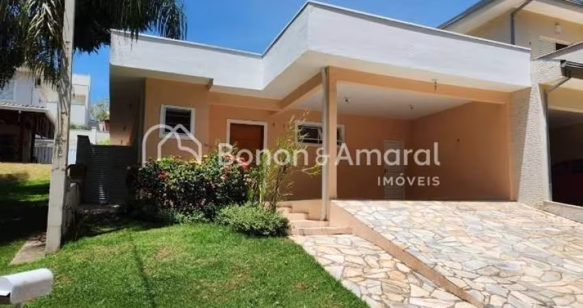 Ótima Casa em Condomínio, com 3 suítes, à venda por R$ 1.370.000