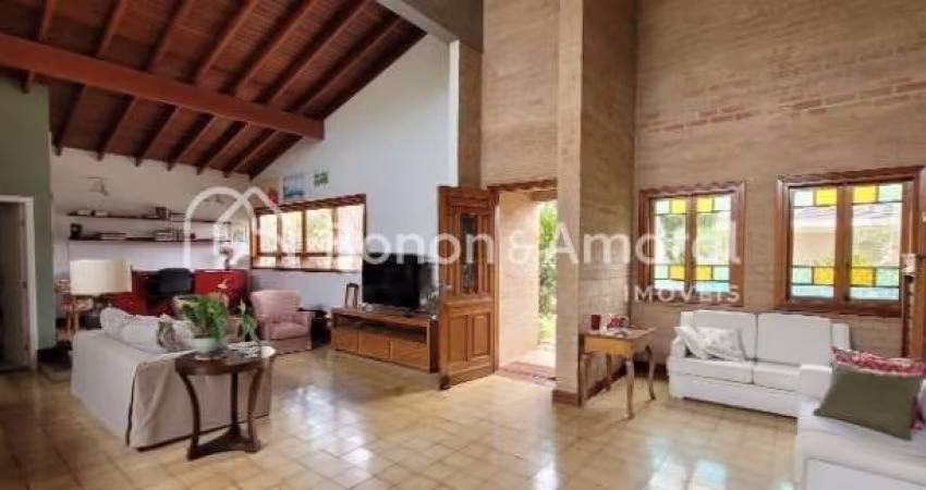 Casa de Condomínio com 240 m² e  3 Quartos em Barão Geraldo, Campinas/SP