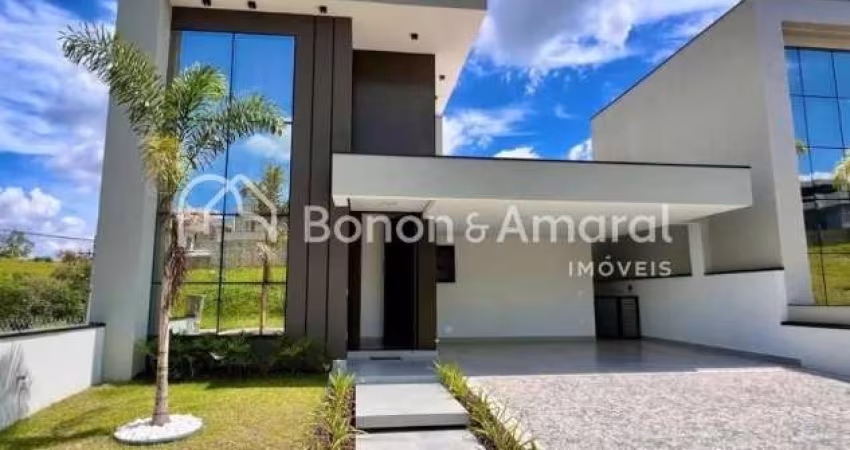 **Excelente Casa Térrea à Venda no Residencial Mont Alcino - Valinhos/SP**