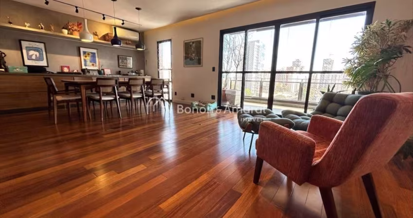 Apartamento a venda no Cambuí com 3 quartos sendo 1 suíte, 2 vagas 193m²