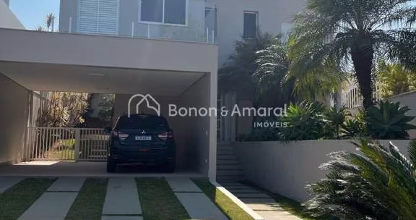 Casa à Venda no Condomínio Porto Seguro Village, Valinhos