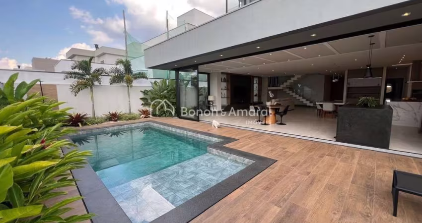 &amp;#34;Casa Espetacular no Condomínio Alphaville Dom Pedro 2 com Piscina Aquecida e Acabamentos de Alto Padrão&amp;#34;