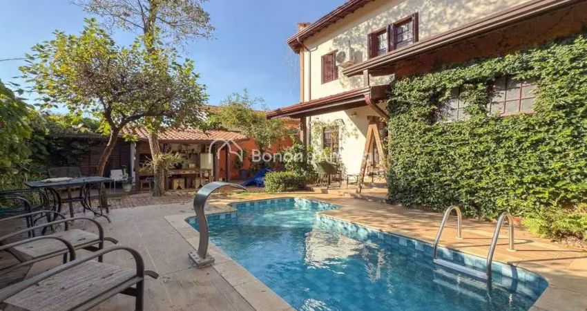 Sobrado à venda 290m², com piscina, na cidade universitária
