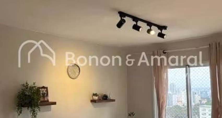 **Apartamento Repaginado Próximo à Lagoa do Taquaral - Pronto para Morar!**