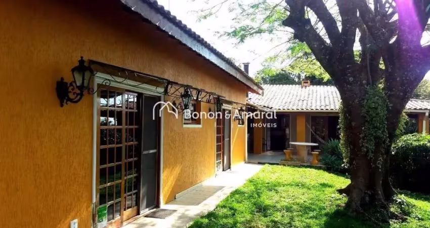 Casa térrea à venda no clube de campo valinhos - viva em harmonia com a natureza