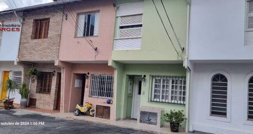 SOBRADO 2 DORMITÓRIOS DE VILA NO BROOKLIN -  PARA VENDA/ LOCAÇÃO.