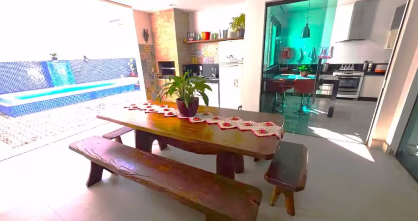 Oportunidade - casa alto padrão - com piscina - cidade nobre