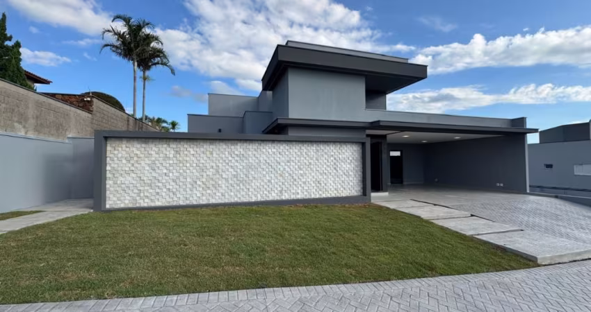 Casa com 3 dormitórios à venda, 268 m² por R$ 1.980.000 - Campestre - Piracicaba/SP