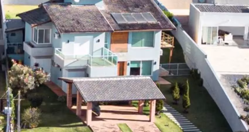 Lindo sobrado com 400 m2 de área privativa, em águas de são pedro