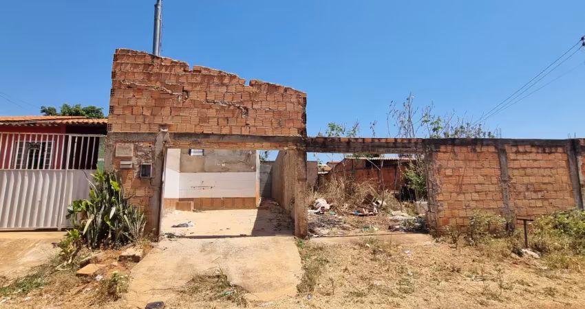 Terreno à venda no Parque Estrela Dalva IX, Luziânia 