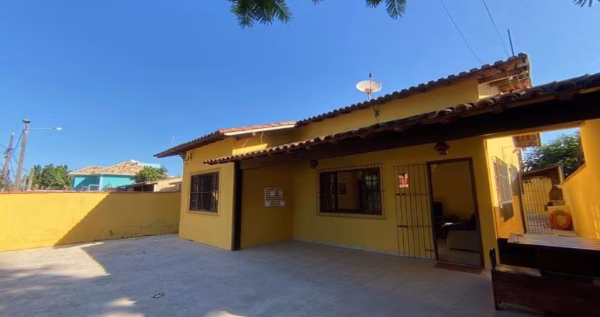 Casa com 3 dormitórios à venda, 120 m² por R$ 800.000,00 - Recreio - Rio das Ostras/RJ