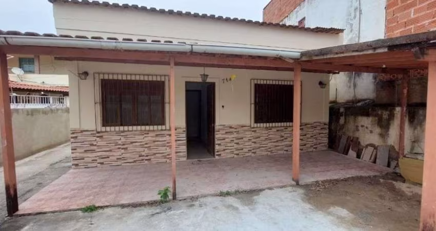 Casa à venda, 56 m² por R$ 215.000,00 - Nova Esperança - Rio das Ostras/RJ