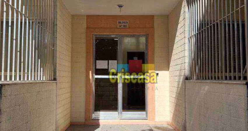 Apartamento com 2 dormitórios à venda, 57 m² por R$ 150.000,00 - Maria Turri - Rio das Ostras/RJ