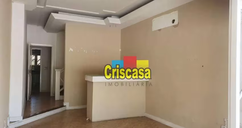 Casa com 3 dormitórios para alugar, 160 m² por R$ 8.500,00/mês - Cavaleiros - Macaé/RJ